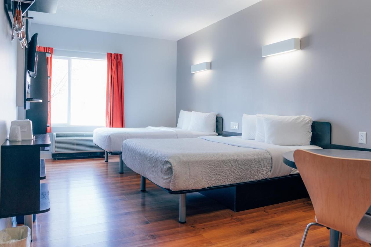 Motel 6 Airdrie Eksteriør billede