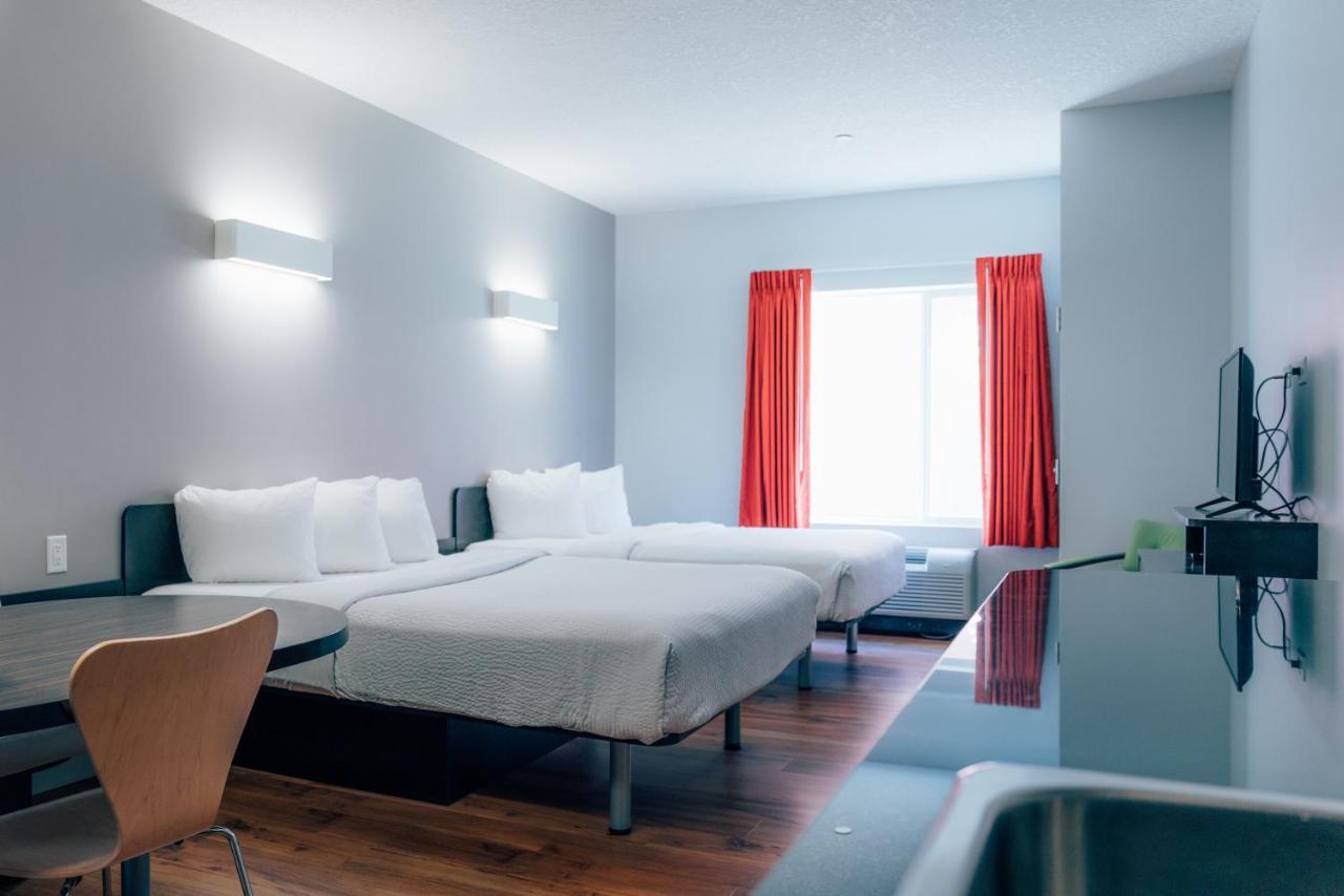 Motel 6 Airdrie Eksteriør billede
