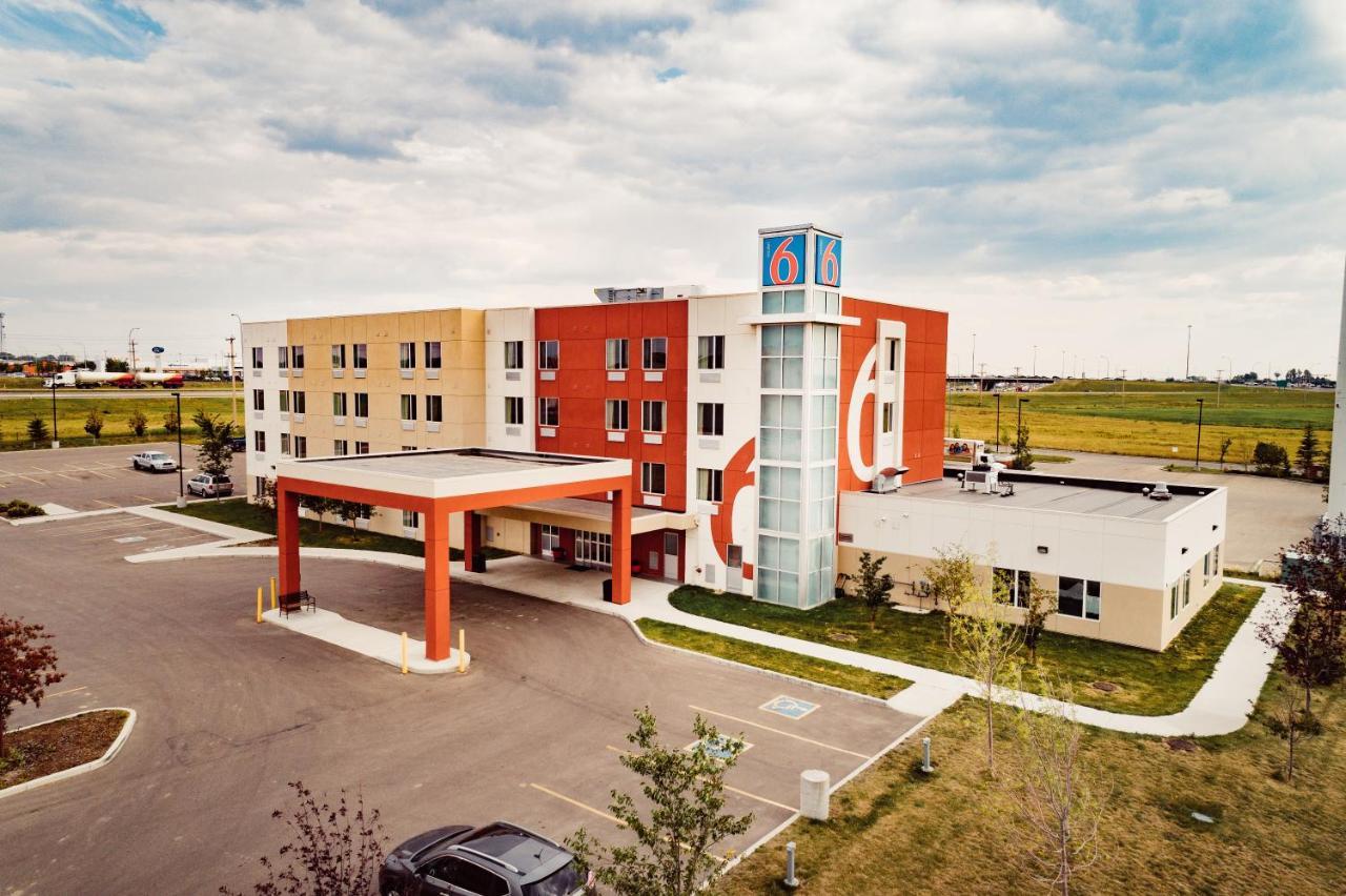 Motel 6 Airdrie Eksteriør billede