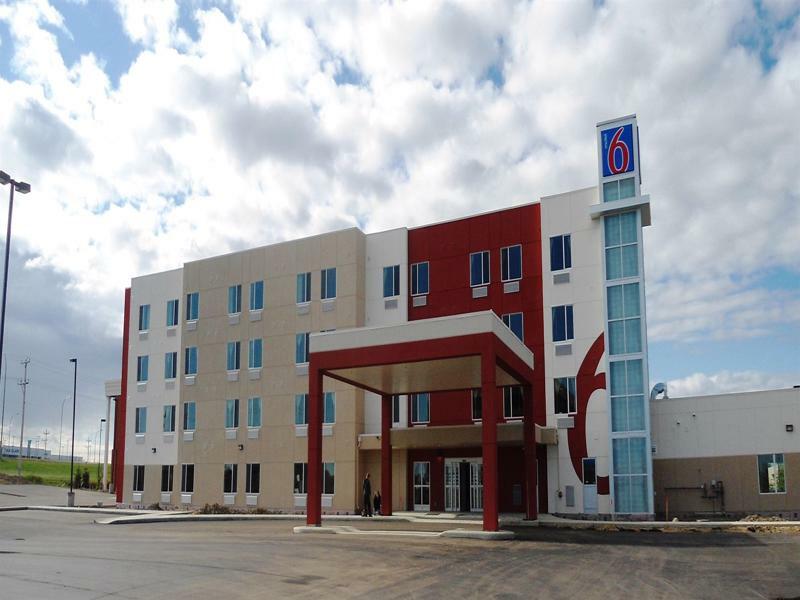 Motel 6 Airdrie Eksteriør billede